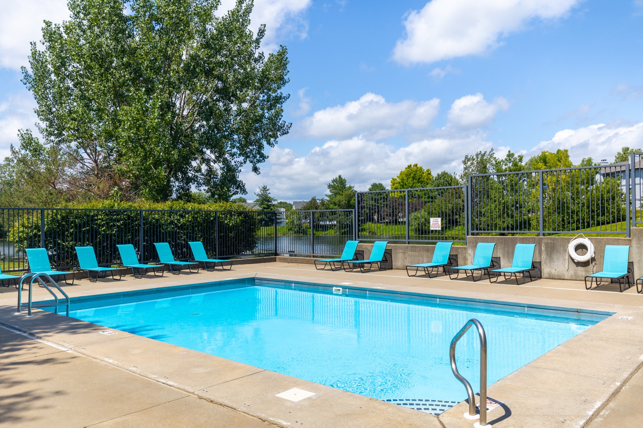pool
